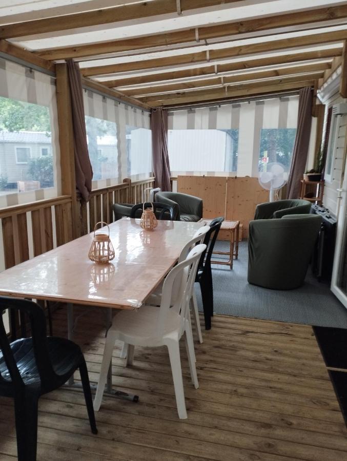 Mobil-Home Tout Confort A 300M De L'Ocean Saint-Brévin-les-Pins Extérieur photo